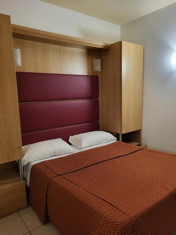 Hotel Mondial Lido di Jesolo 3*,  Italië