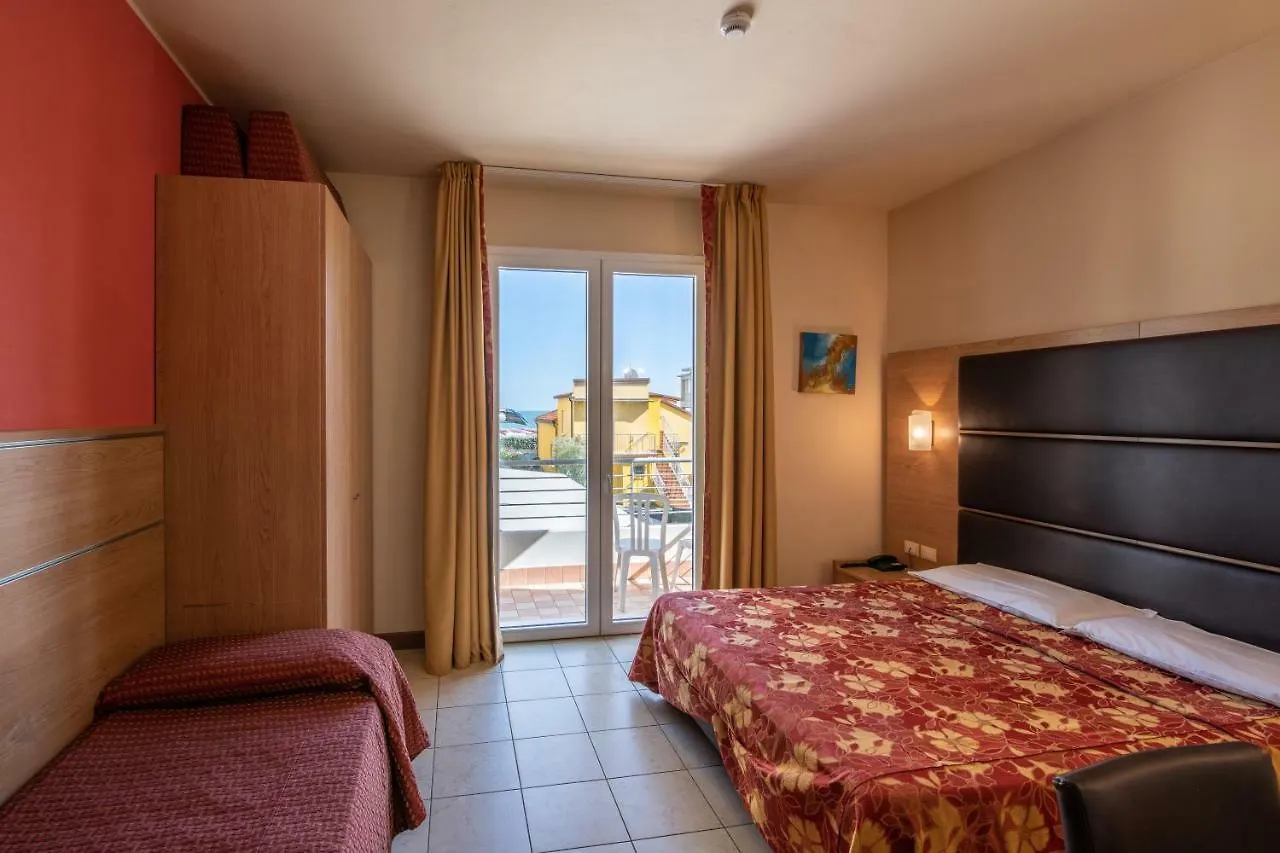 Hotel Mondial Lido di Jesolo